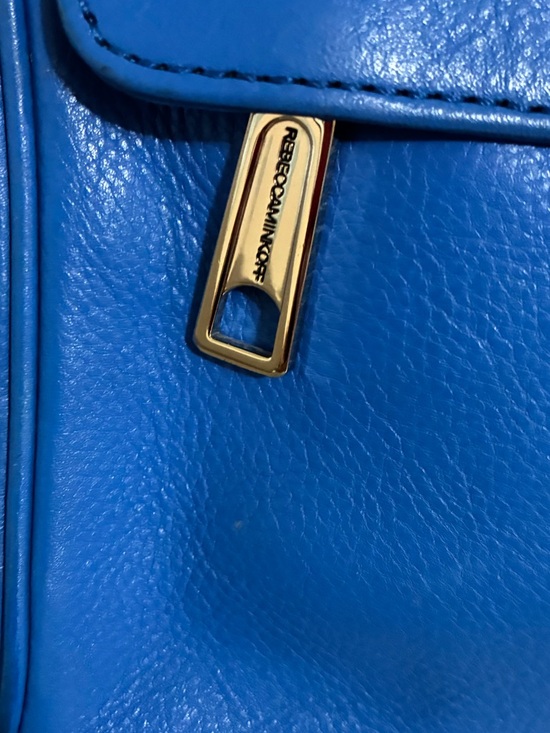 Rebecca
Minkoff EUC Blue Leather
Crossbody Bag, w/Silver-Tone
Accents - Picture 2 of 12